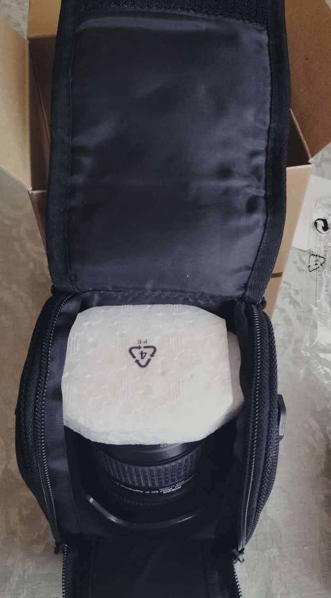 Vintage Nikon lens - AF S 24-70mm f2.8 G ED (MC6)