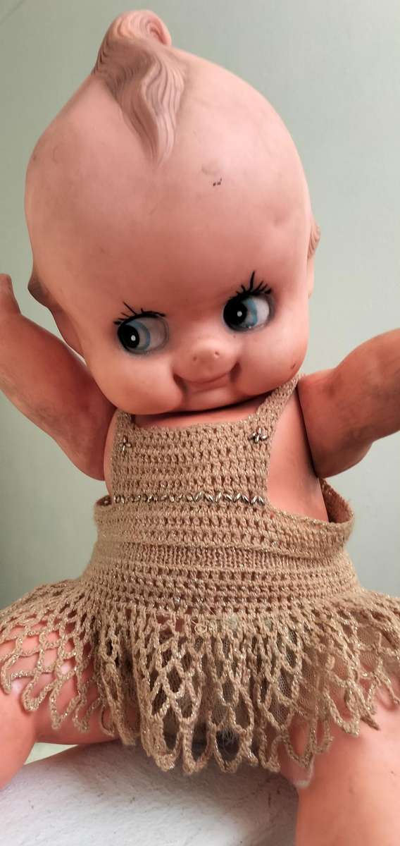 Large winged rubber Kewpie (60cm)