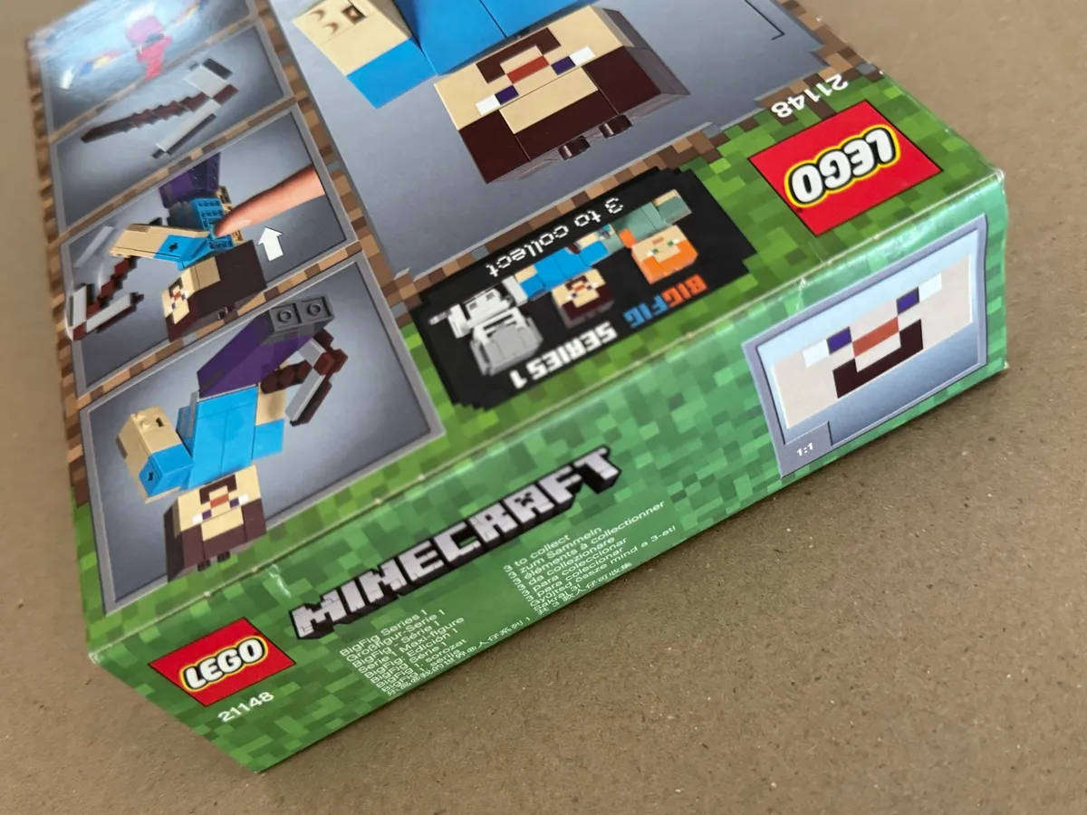 LEGO MineCraft - Minecraft Steve BigFig with Parrot - 21148 - Sealed New