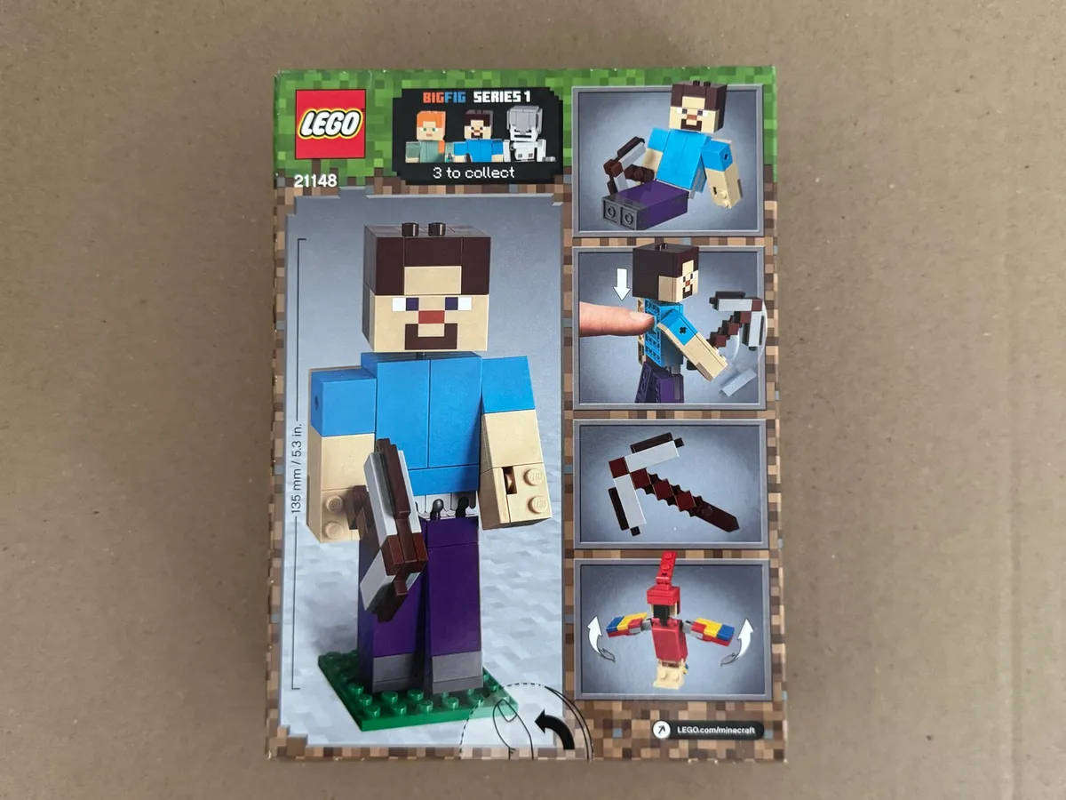 LEGO MineCraft - Minecraft Steve BigFig with Parrot - 21148 - Sealed New