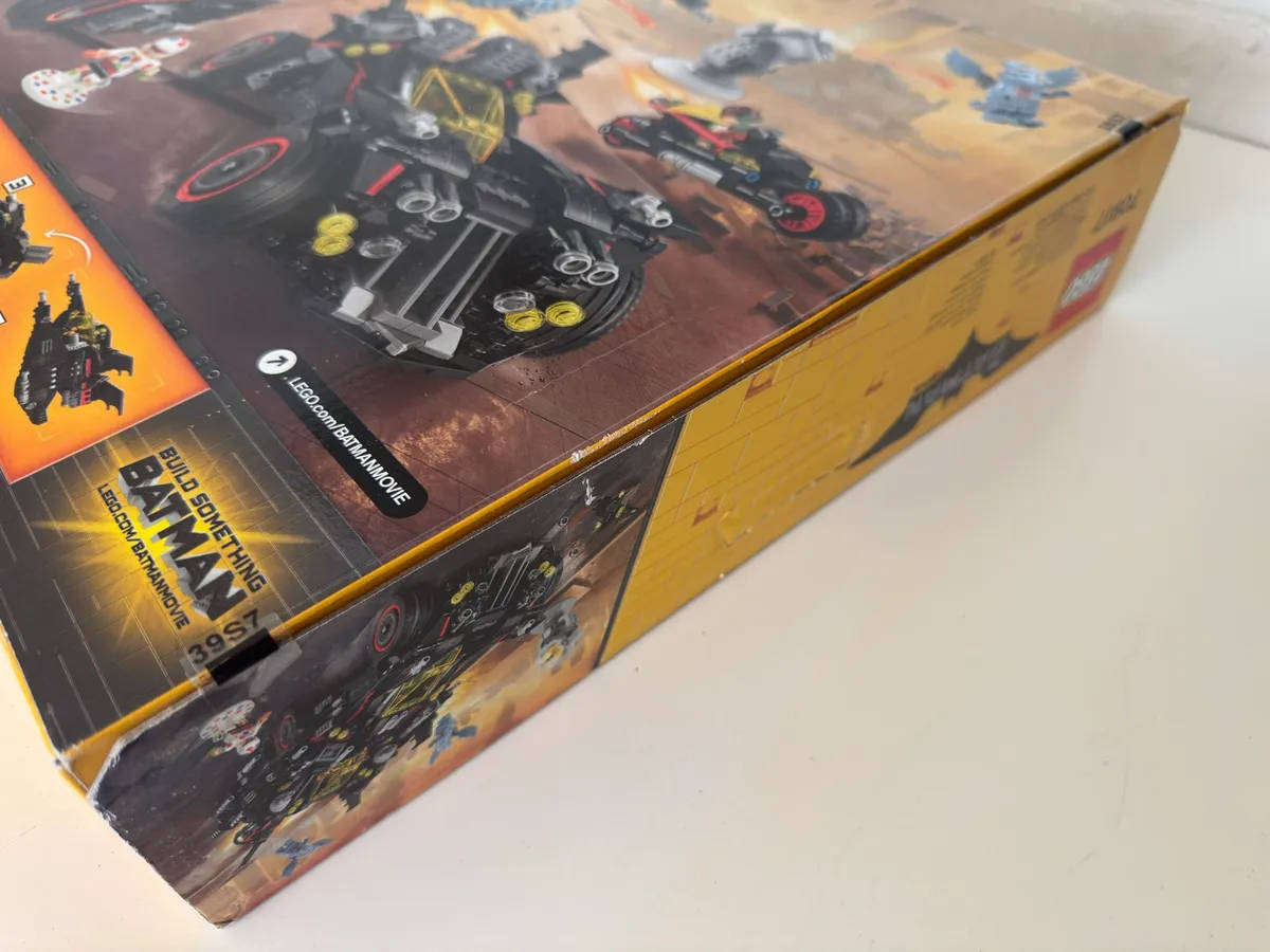 LEGO BatMan - The Ultimate Batmobile - 70917 - Sealed New