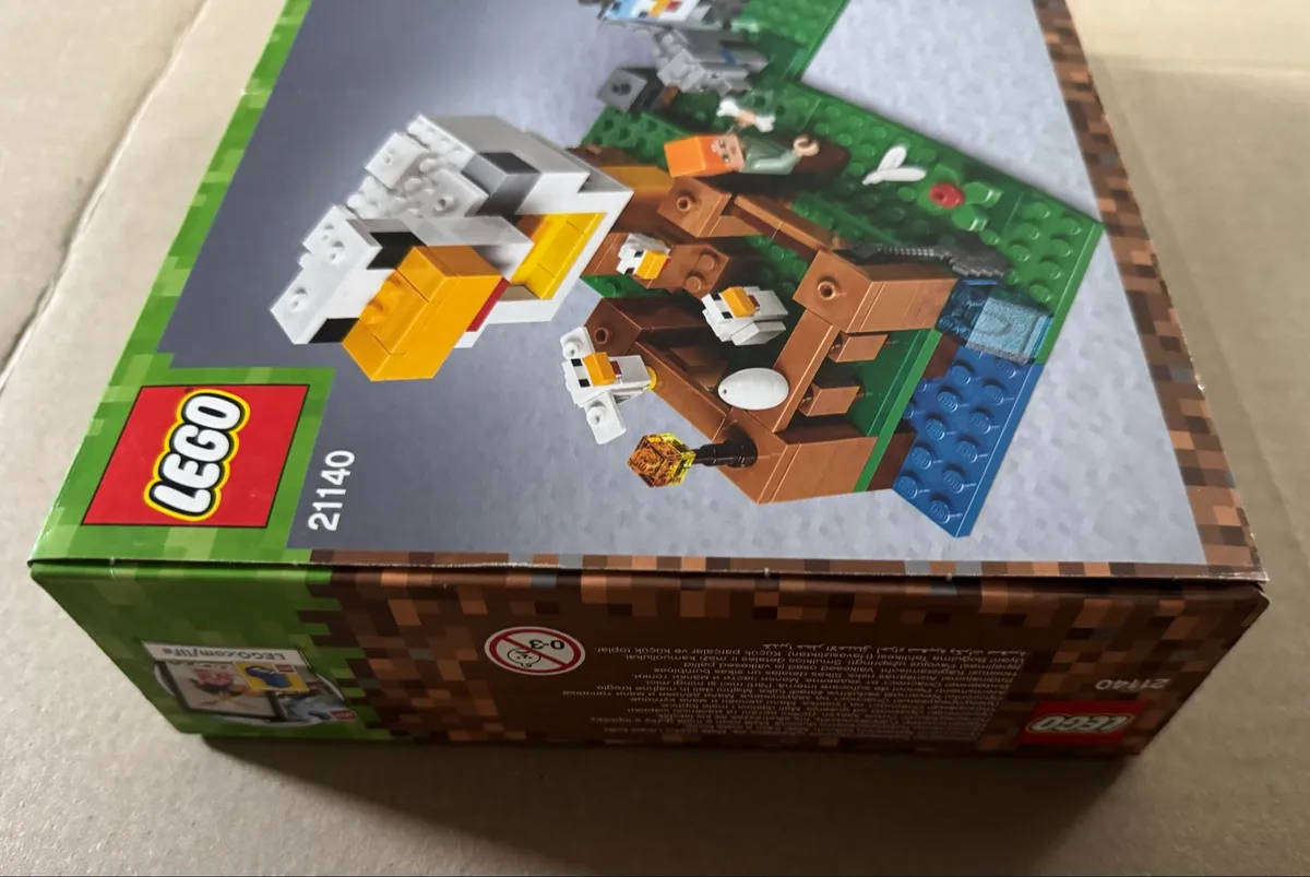 LEGO MineCraft - The Chicken Coop - 21140 - Sealed New