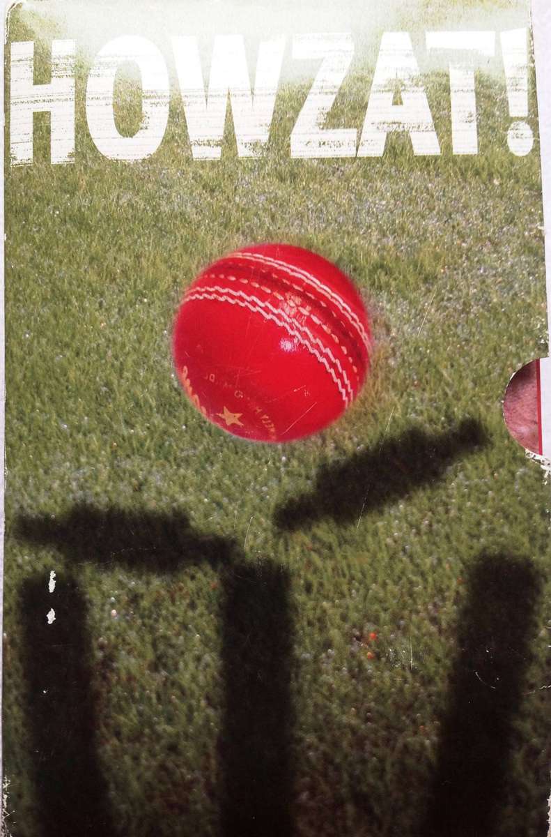 Boxset of 5 books - Cricket - HOWZAT!