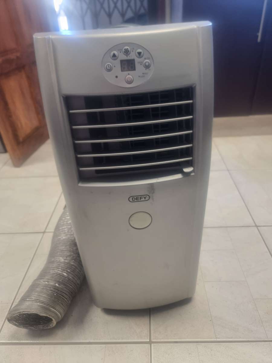 100% WORKING!! DEFY 9000btu Portable Aircon!! Heat function for Winter also!!!