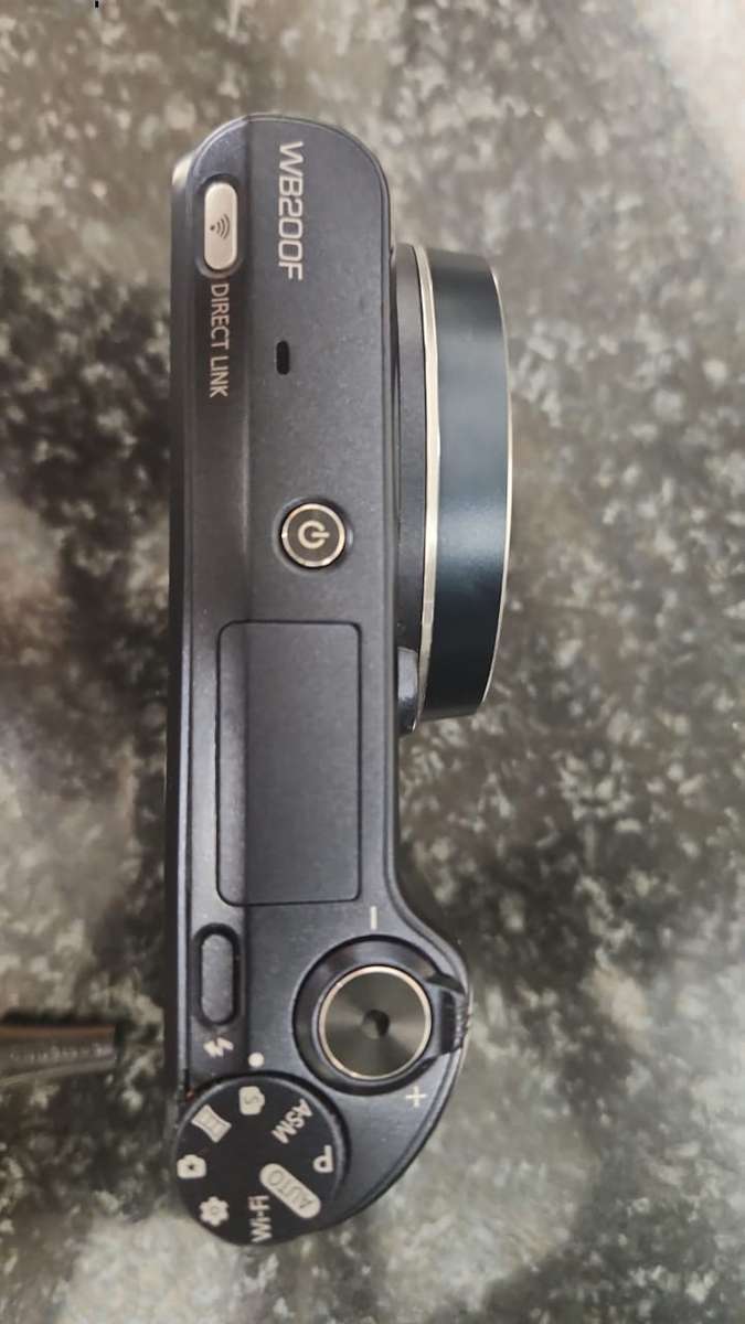 WOW! Samsung WB200F Compact Digital Camera! 18 x Optical Zoom, 14-16.4Mp