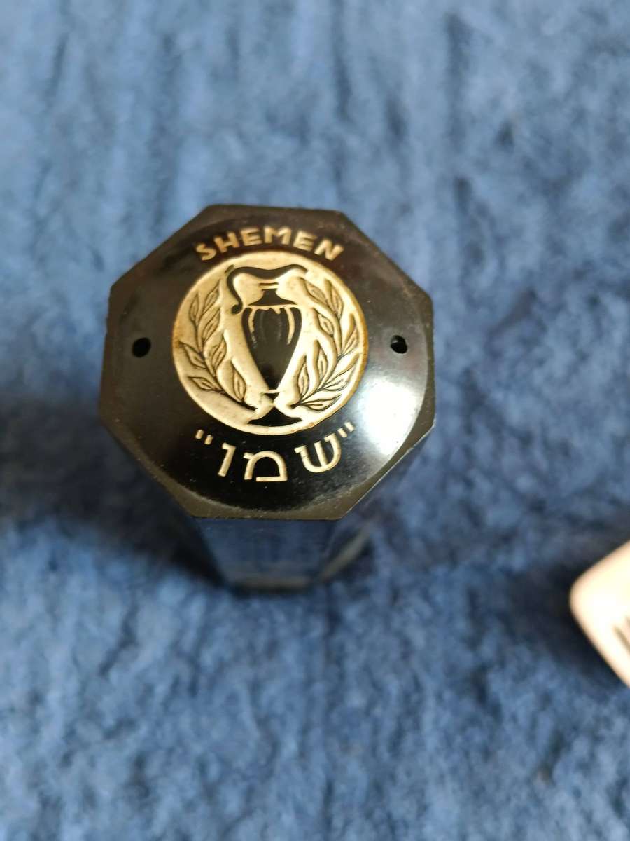 Lot of Vintage Barber Shop Items