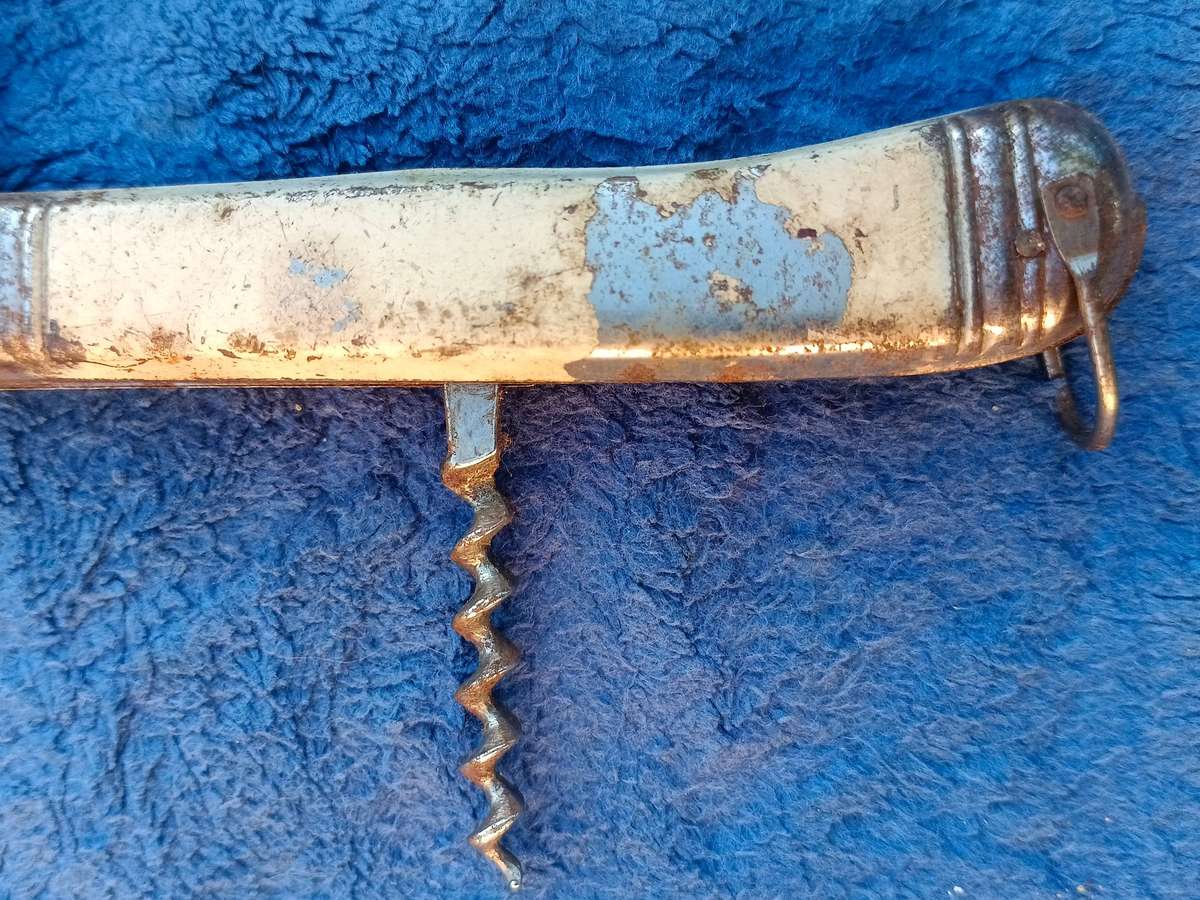 X2 Swiss Army pocket knives