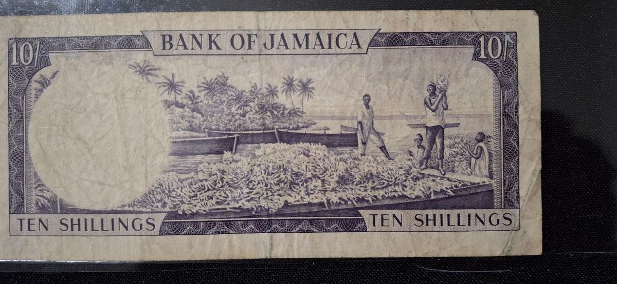 QUEEN ELIZABETH 11 BANK OF JAMAICA  10 SHILLINGS NOTE NUMBER HA837910 CIRCULATED SCARCE