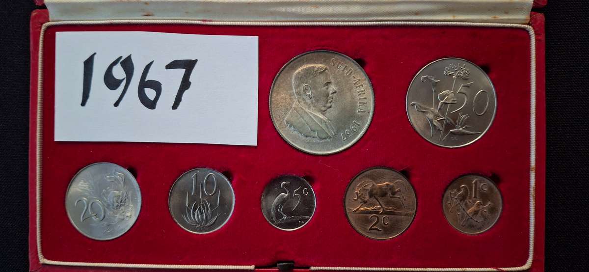1967 RSA COMPLETE  SET WITH SOUTH AFRICA AND SUID AFRIKA COINS NO GOLD COINS