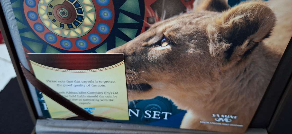 2011 SOUTH AFRICA PROOF COIN SET IN ORIGINAL MINT BOX