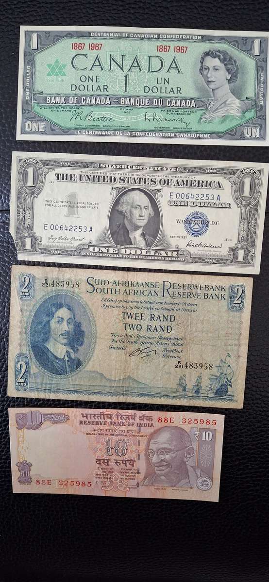 Set of 11  RSA and other WORLD Banknotes Circulated with Silver USA Dollar and QE 2nd One Dollar