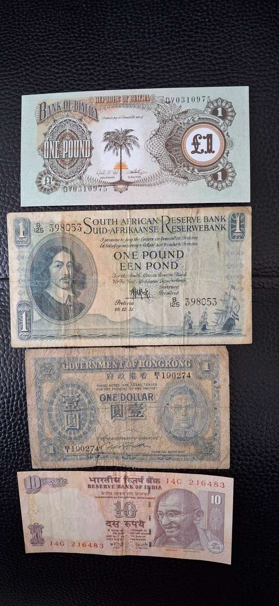Set of 11  RSA and other WORLD Banknotes Circulated