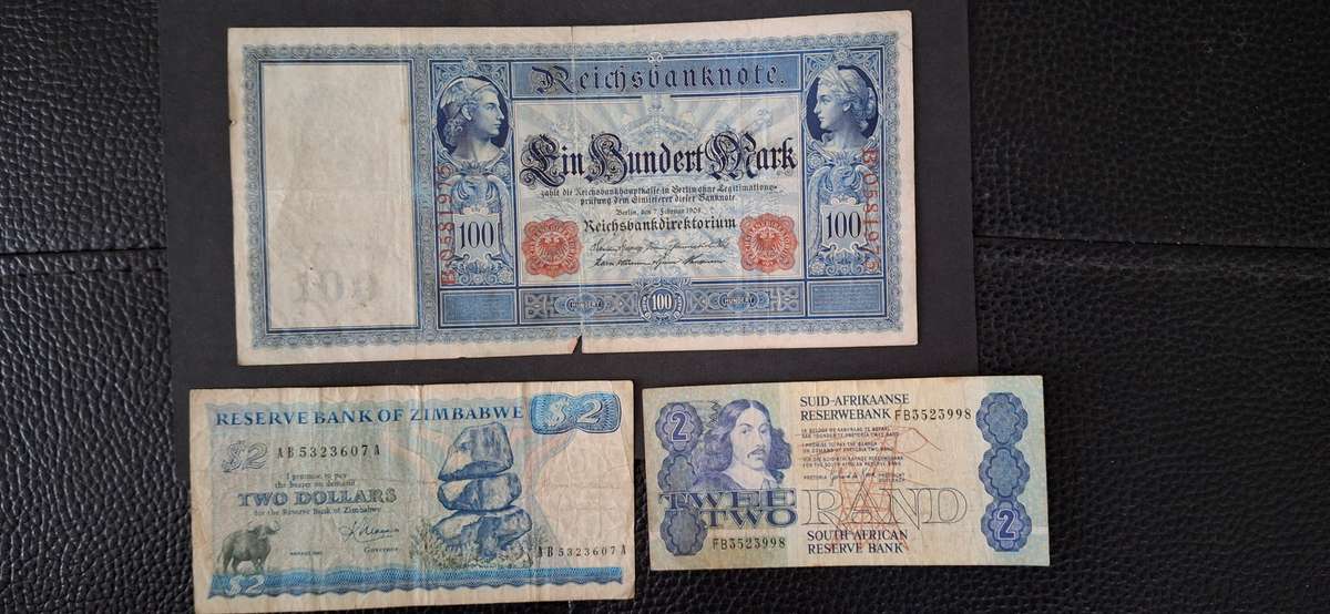 Set of 11  RSA and other WORLD Banknotes Circulated and  King Edward - Ceylon One Rupee