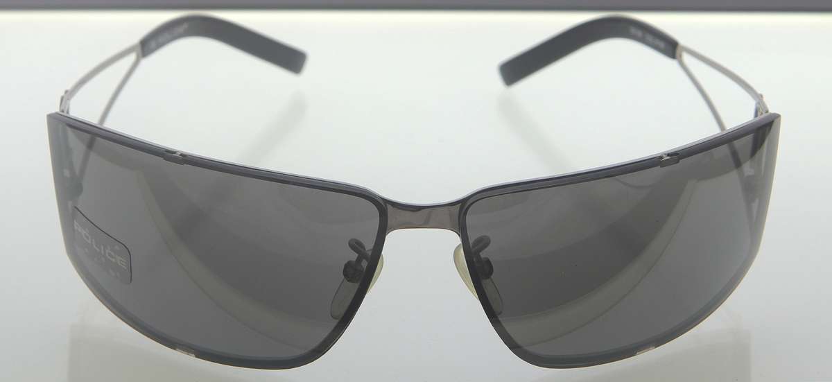 Police sunglasses imported from Italy NO Reserve