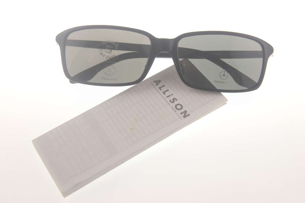 Mercedes-Benz, Polarised  Carl Zeiss-Lenses** Valentine Special - Made in Italy - R1 Start