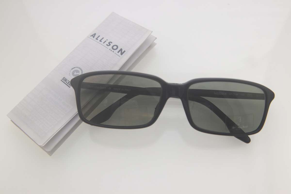 Mercedes-Benz, Carl Zeiss-Lenses