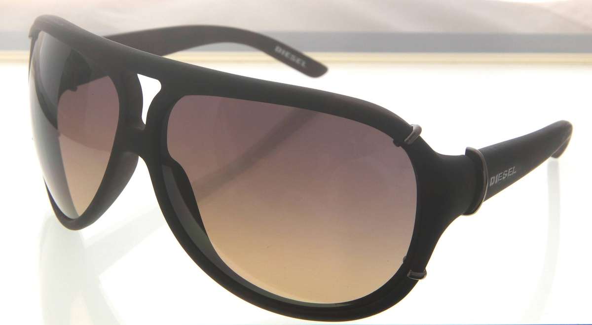DIESEL Sunglasses -  "Wood Grain Look"  Made in Italy - stylish & modern