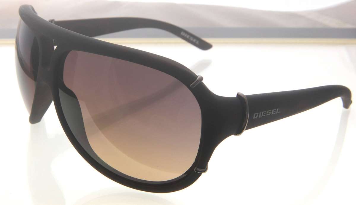 DIESEL Sunglasses -  "Wood Grain Look"  Made in Italy - stylish & modern