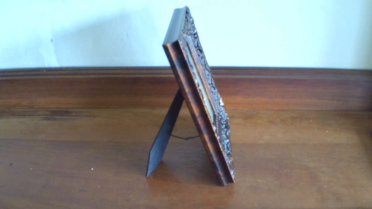 Antique Gold Tone Syroco Resin Easel Back Photo Picture Frame