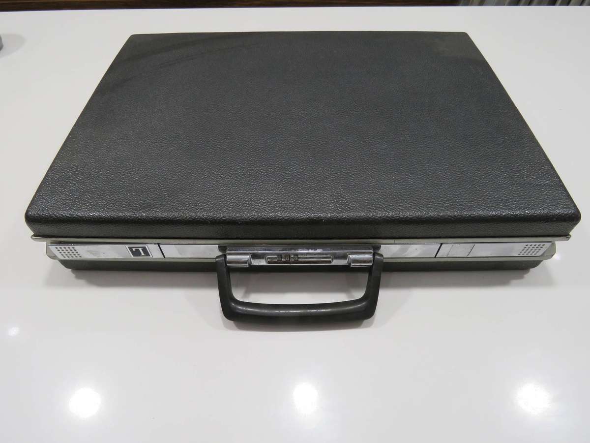 Leather-Look Executive Black Briefcase with Combination Locks for Business Travel