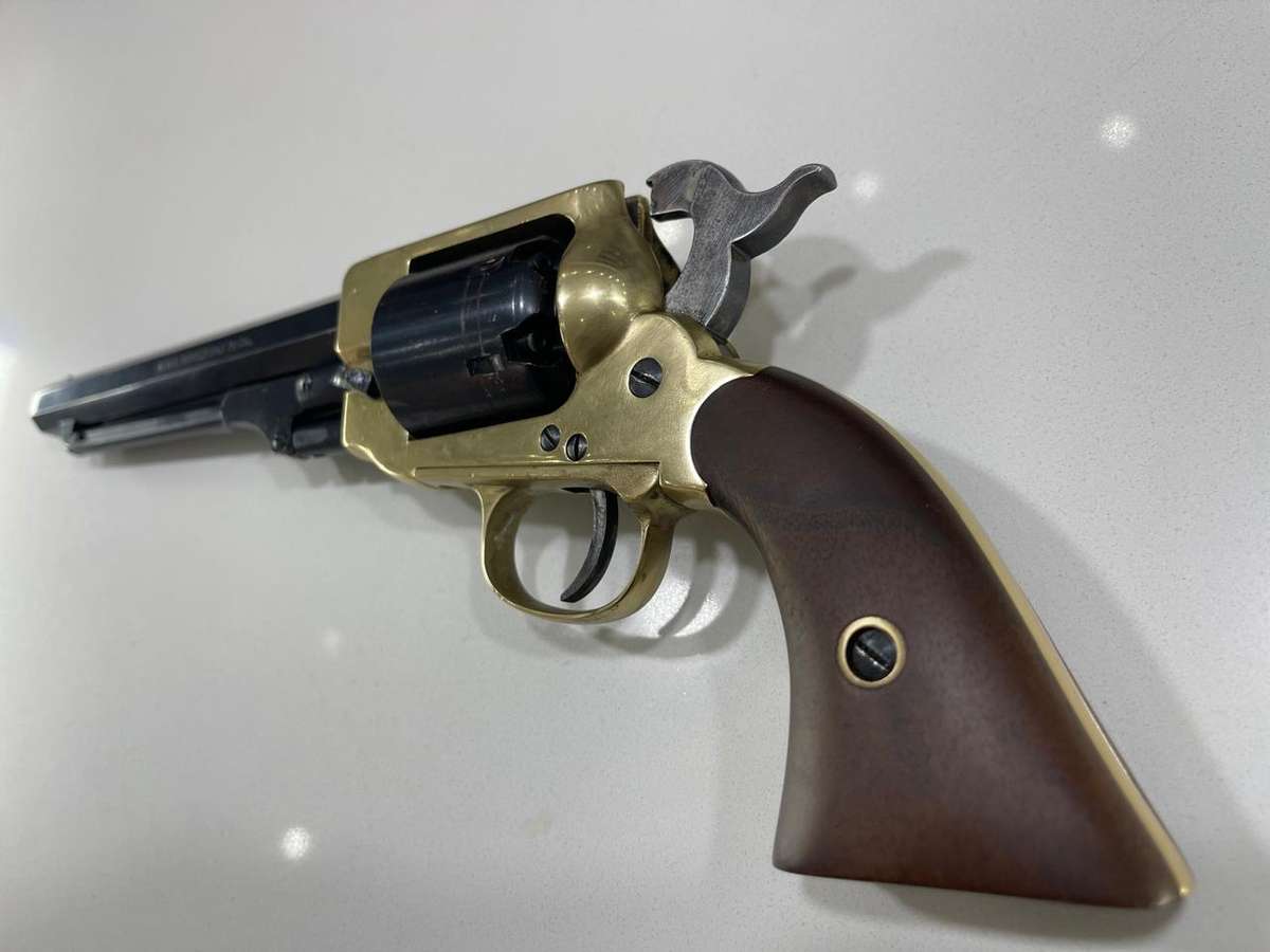Colt B6714 Navy Revolver black powder (Pietta Italy)