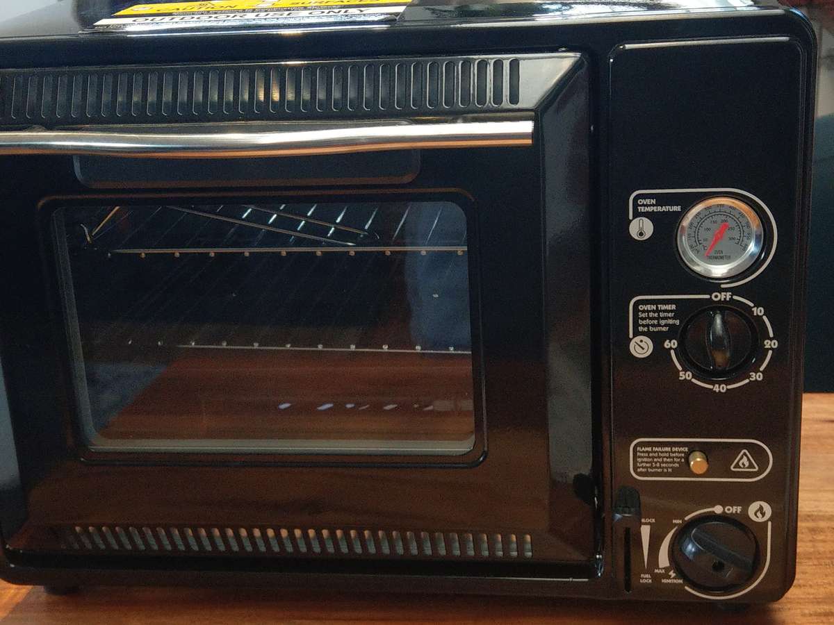 30 liter portable gas oven stove - great for camping or loadshedding