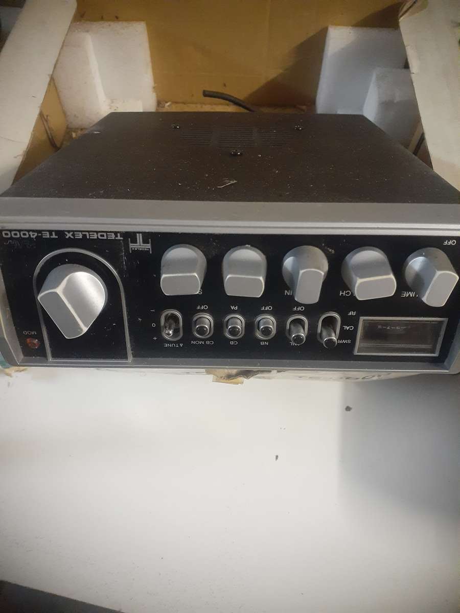 Tedelex TE-4000 CB Radio