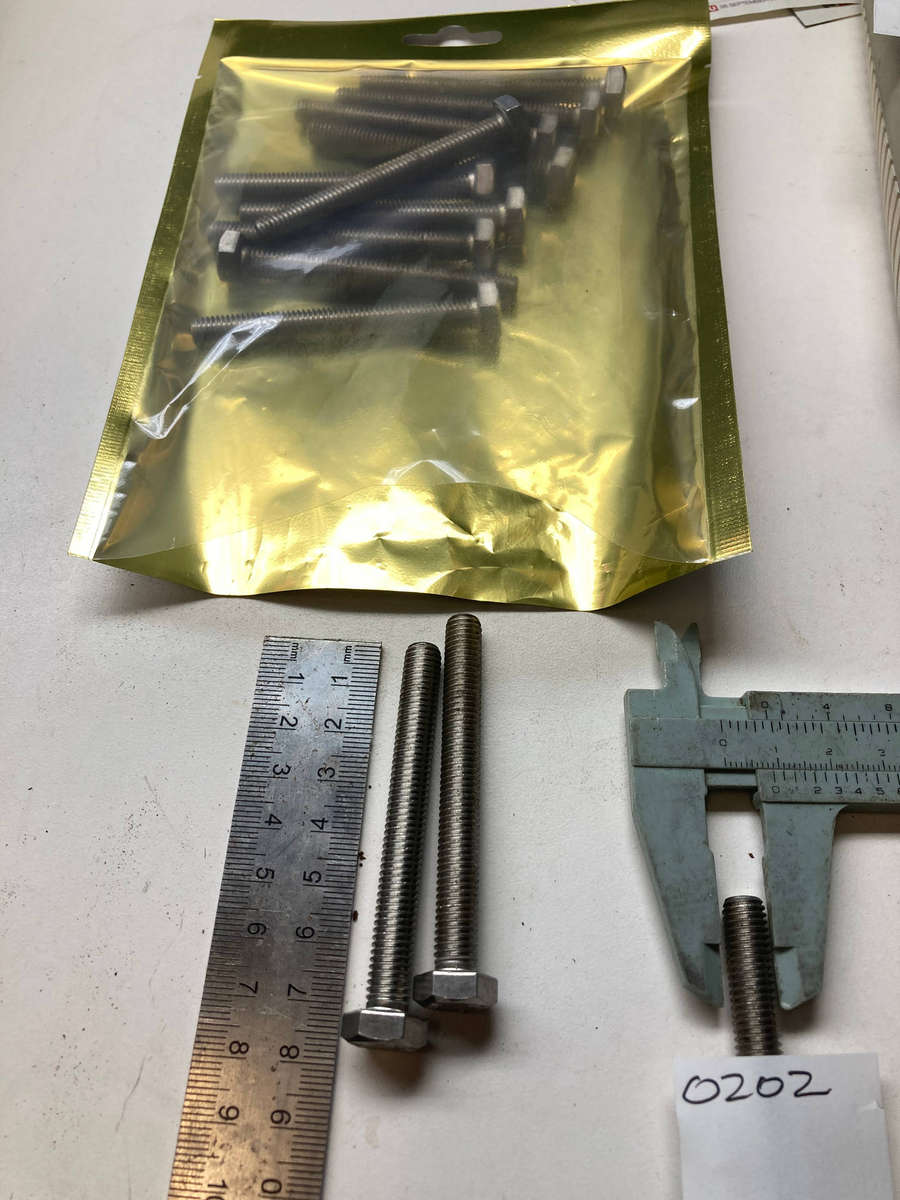 Assortment M8 stainless steel bolts 70mm to 20mm (qty 29)