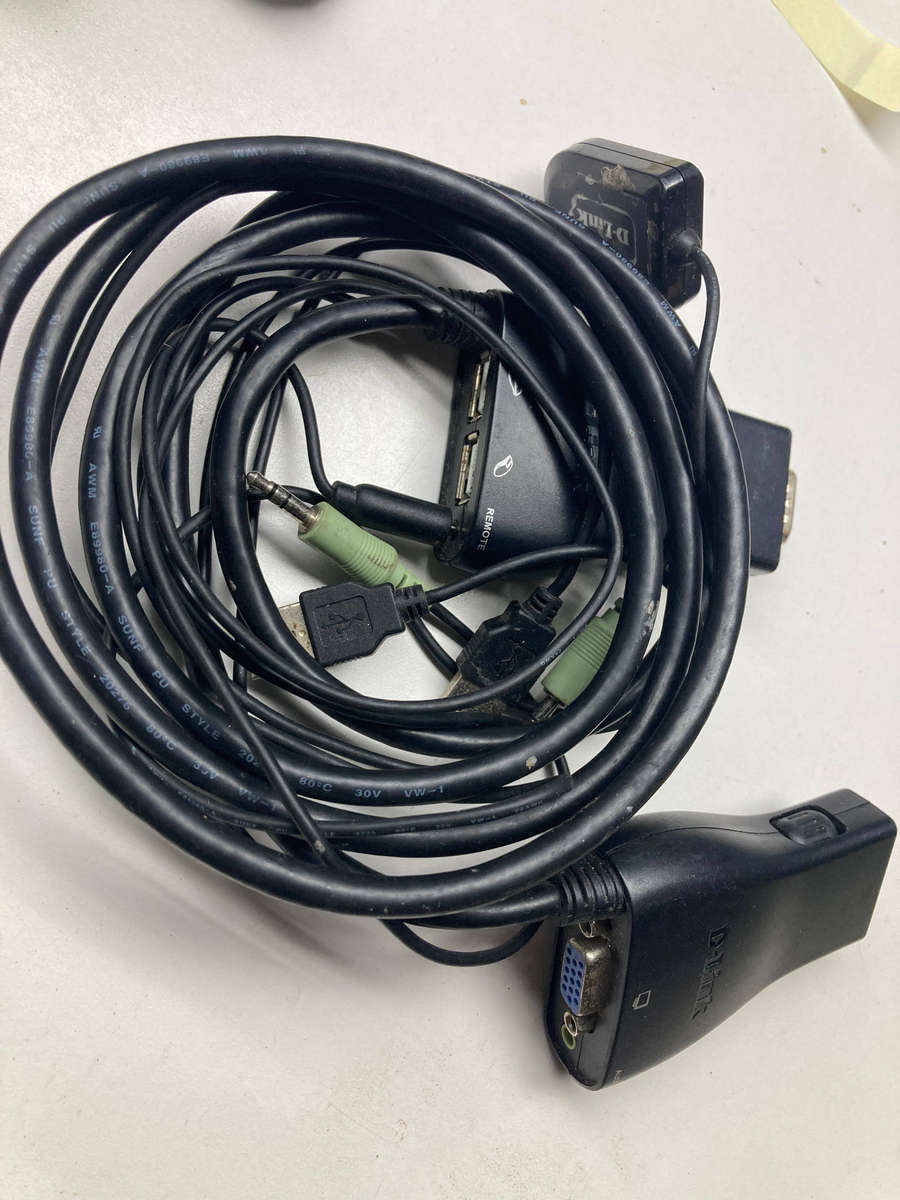 19 working variousClover, IEC, VGA, usb, power clover, hdmi, display port, KVM VGA USB switcher +2