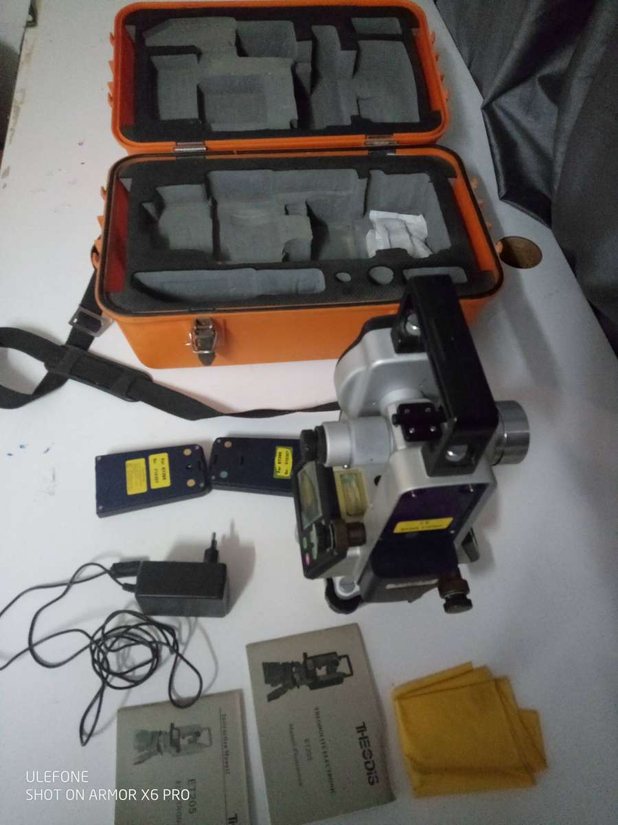 Theodis TE205 Theodolite