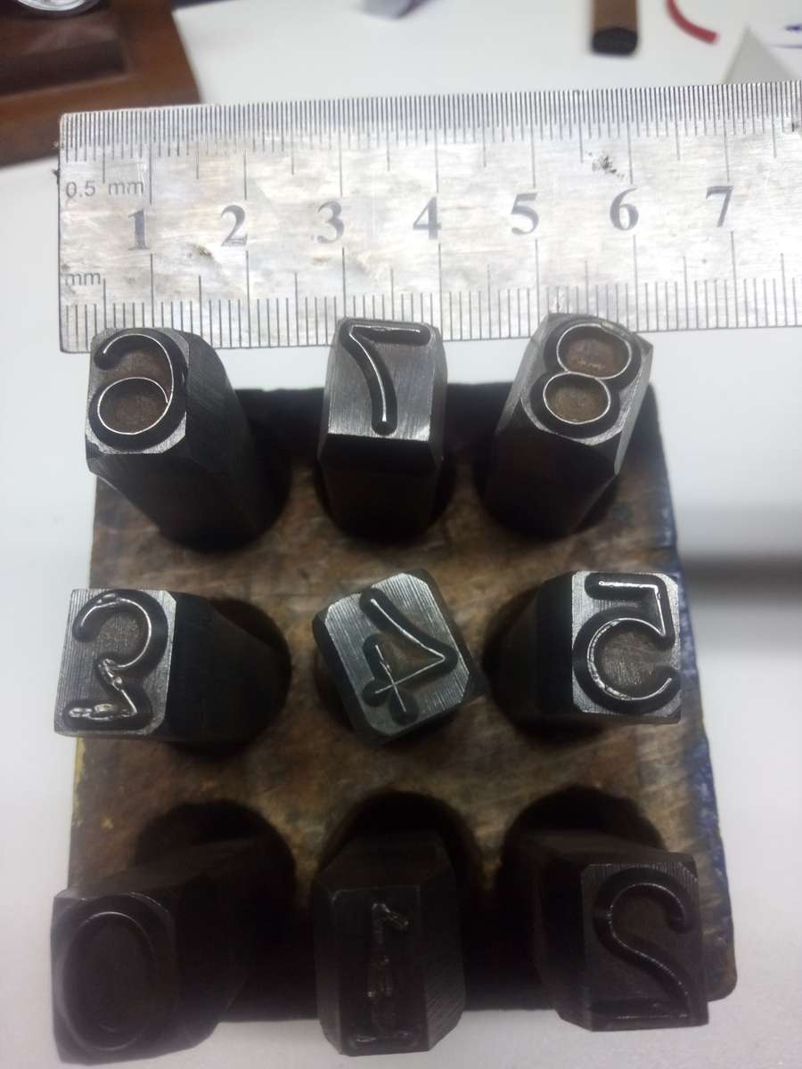 Heavy duty 10mm number punch - 9 numbers