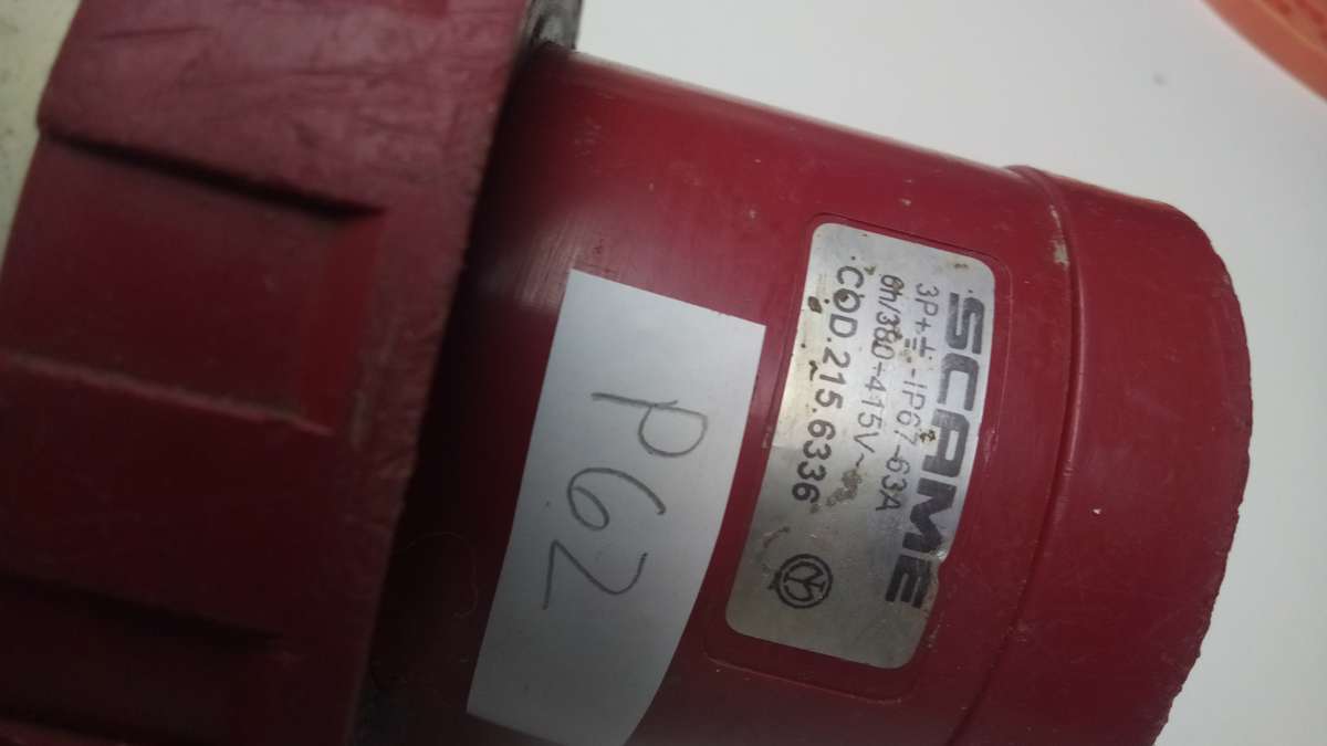 Scame 3P 63A 6h 360-415V COD 215 6336