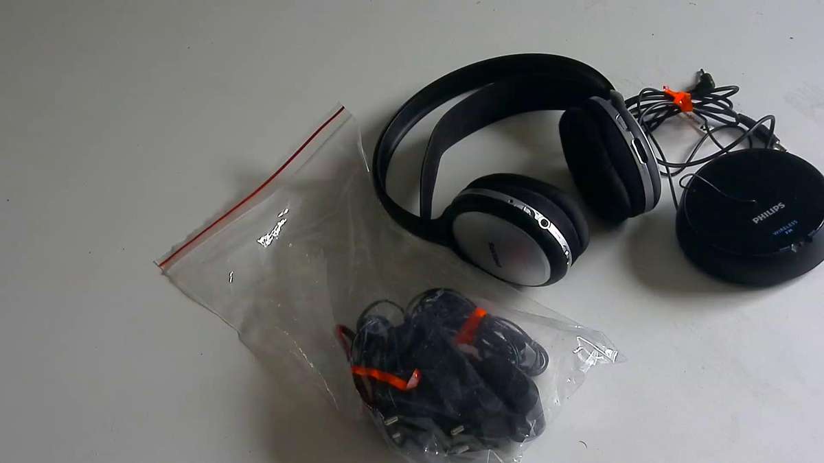 Phillips Wireless FM SHC5100/10