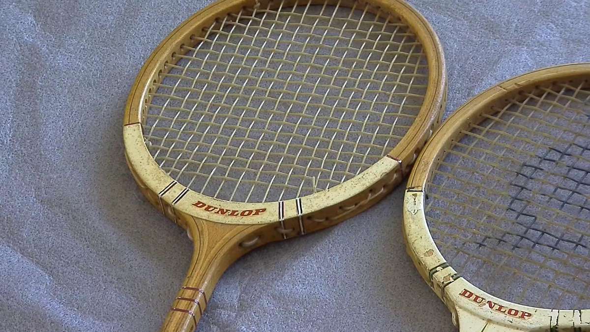 2 x DUNLOP VINTAGE  Wood squash racket MAXPLY & OURSTAR