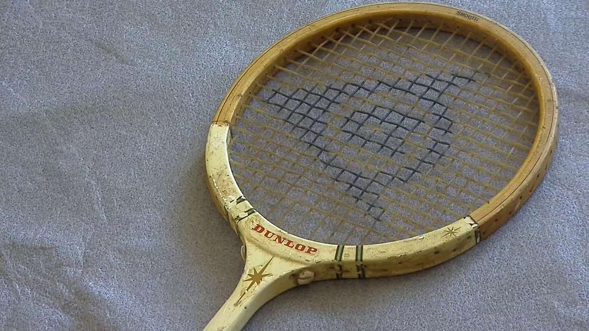 2 x DUNLOP VINTAGE  Wood squash racket MAXPLY & OURSTAR