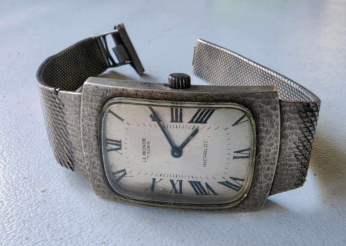 Le Monde Sterling Silver Watch