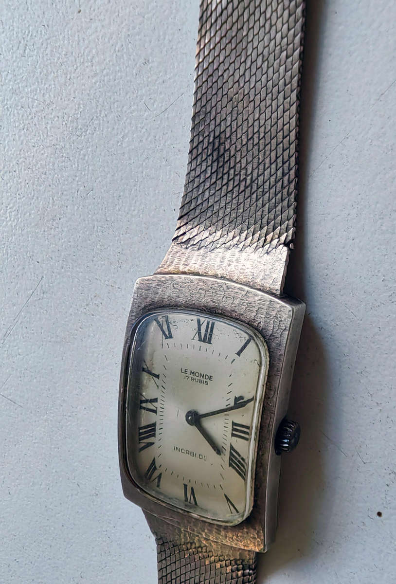 Le Monde Sterling Silver Watch