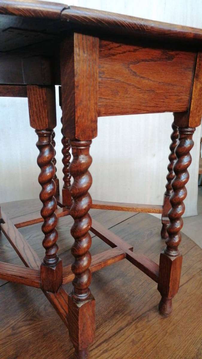 Oak Gate-leg Table with barley twist legs
