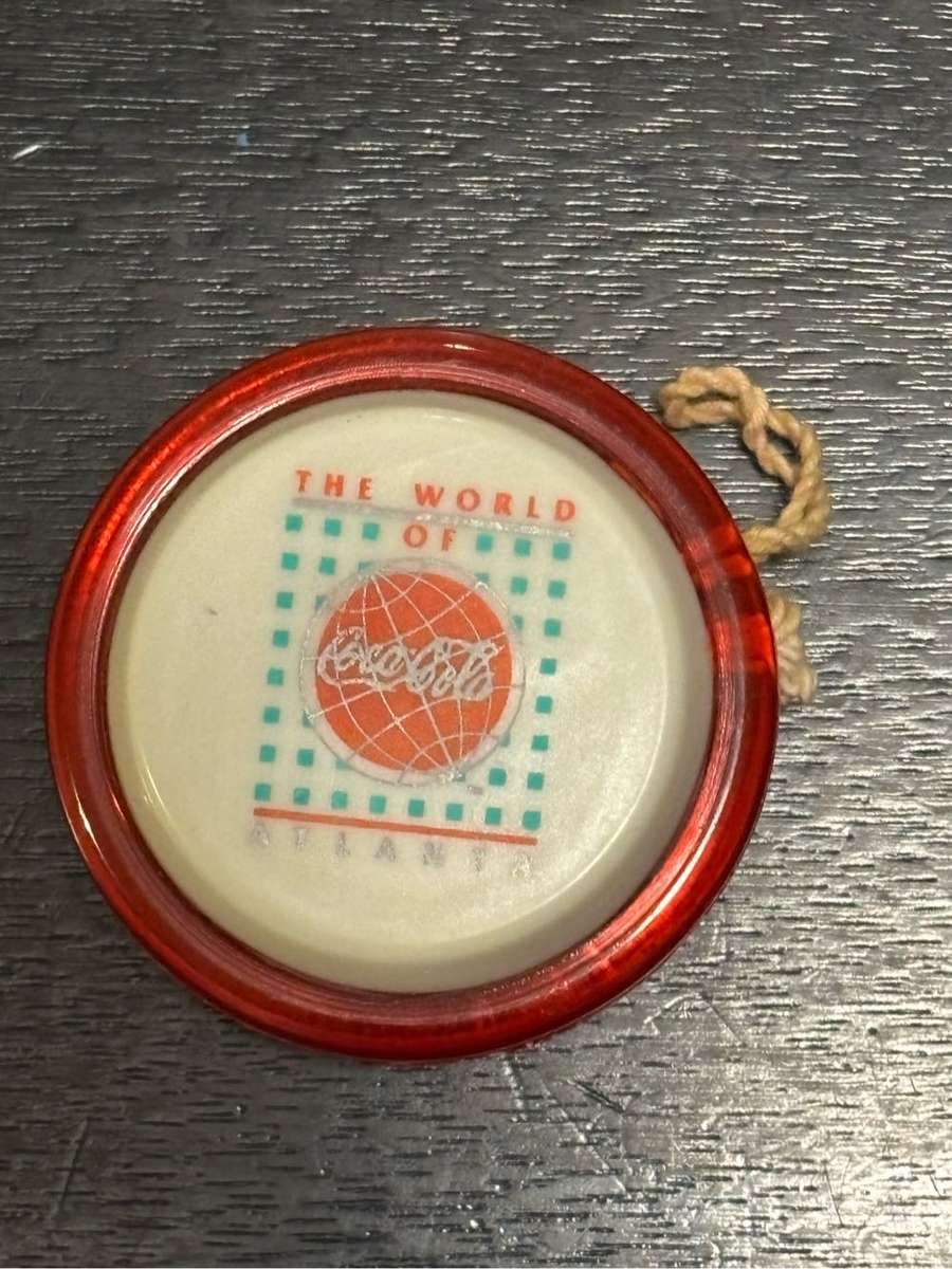 The world of Coca-Cola Atlanta yoyo yo-yo