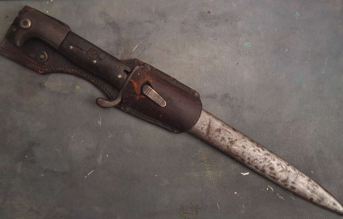 GERMAN GSWA SCHUTZTRUPPEN KS K98 BAYONET WITH FROG