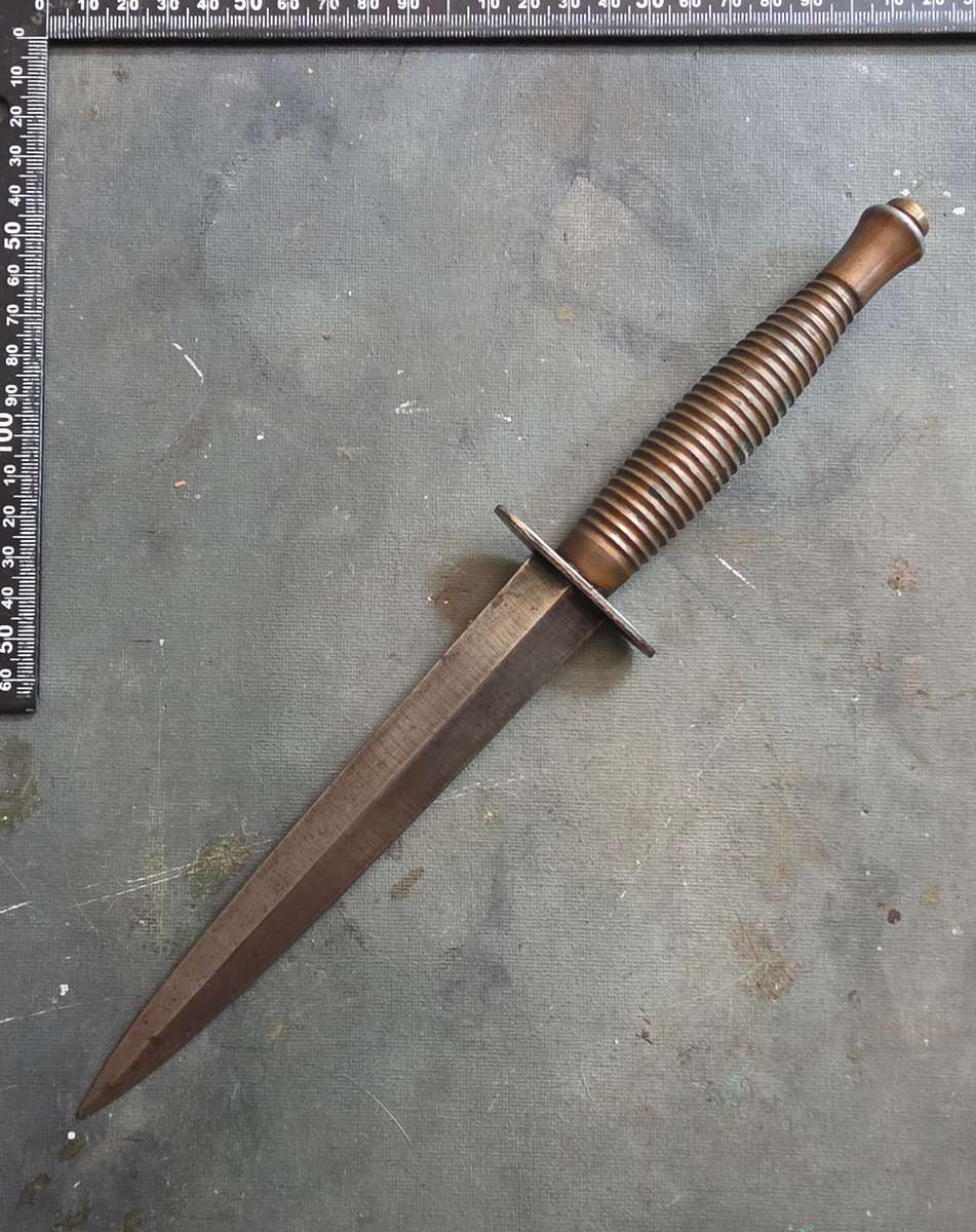 WILLIAM ROGERS 3rd PATTERN FAIRBURNE SYKES FIGHTING KNIFE