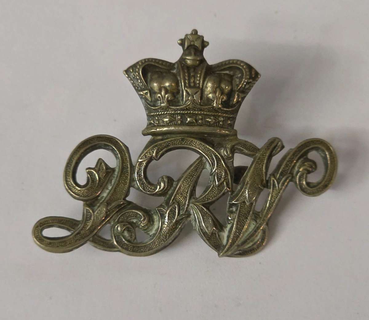 BOER WAR. Queenstown Rifles Volunteers Slouch Hat Badge