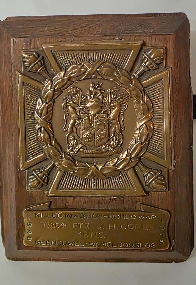 WW2. South Africa. Royal Natal Carbineers Killed In Action Death Plaque With Badge