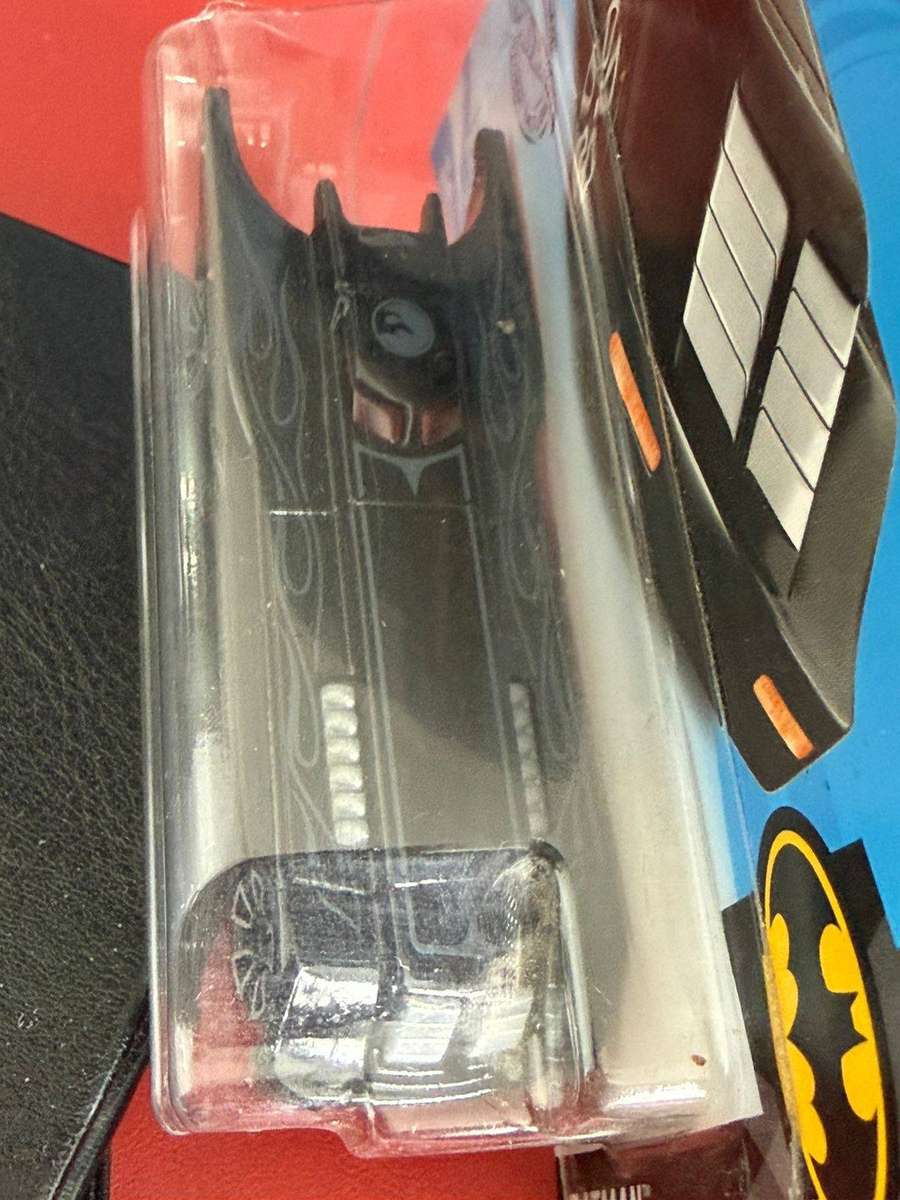 Hot Wheels Batman the Animated Series Treasure Hunt 2019 Die Cast Car