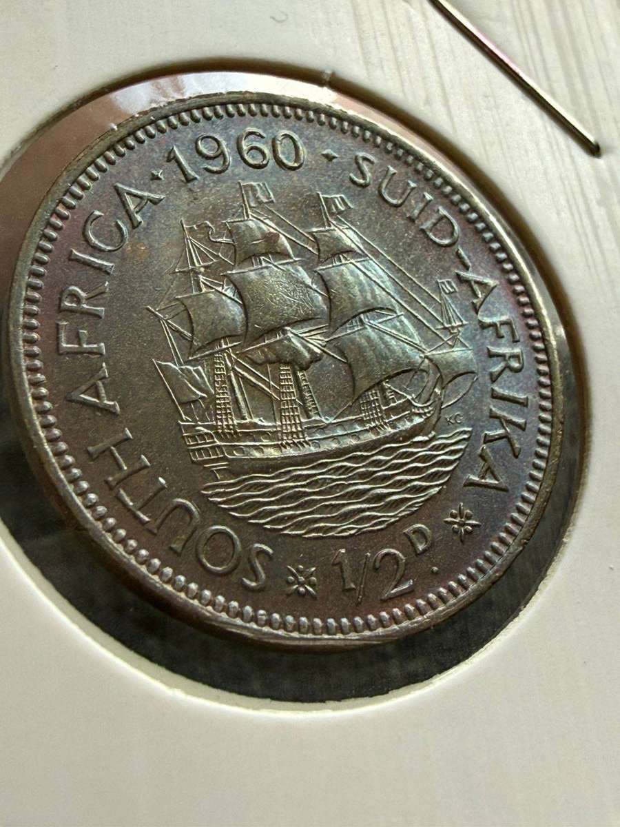1960 5 SHilling & 3 pence silver & Half Penny with Die Crack through A of Elizabeth