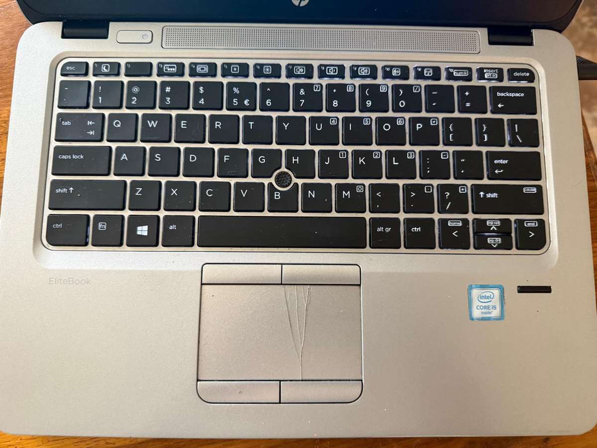 HP EliteBook 820 G3