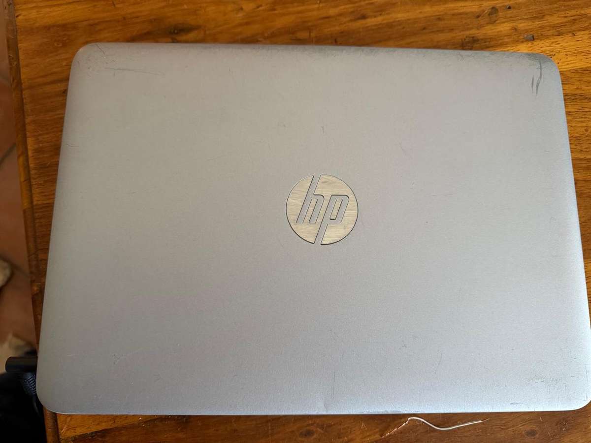 HP EliteBook 820 G3