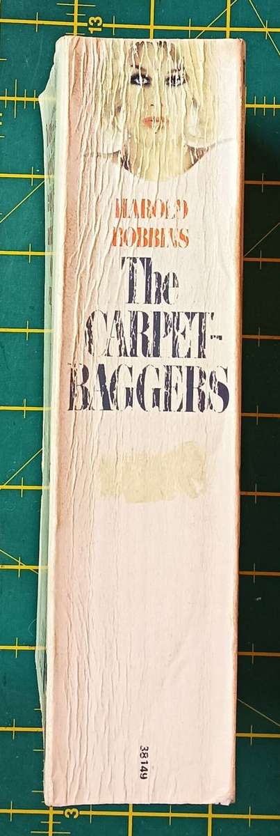 The Carpetbaggers - Harold Robbins - Softcover - 633 pages