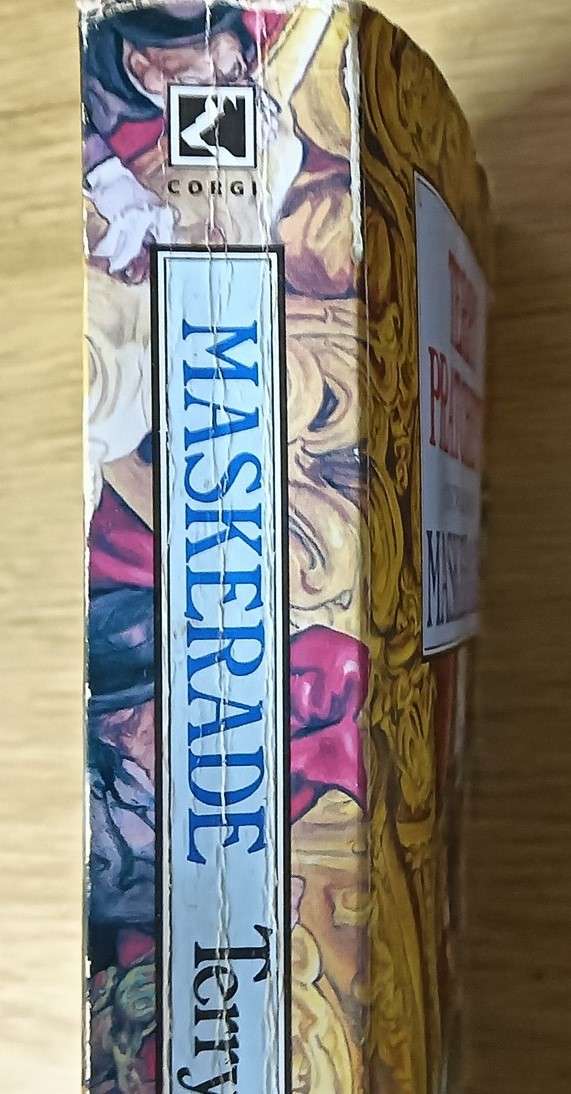 Maskerade - Terry Pratchett - Softcover - 381 pages