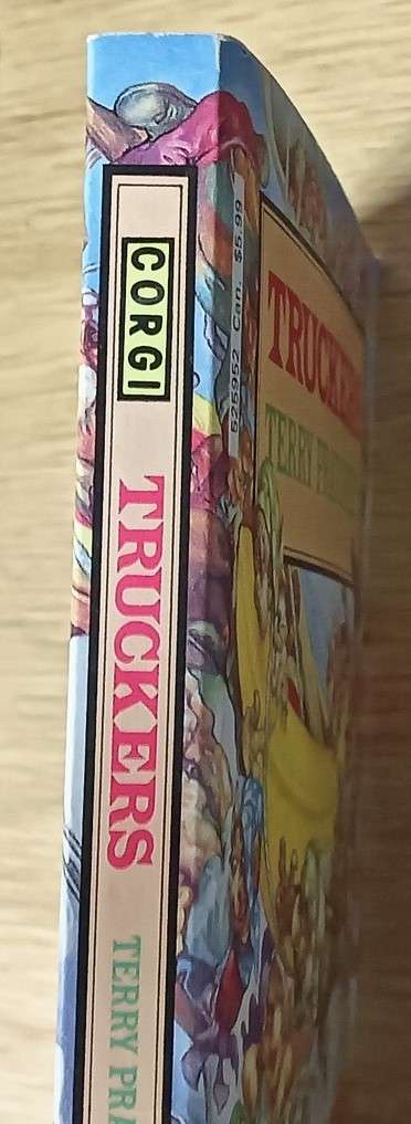 Truckers - Terry Pratchett - Softcover - 207 pages